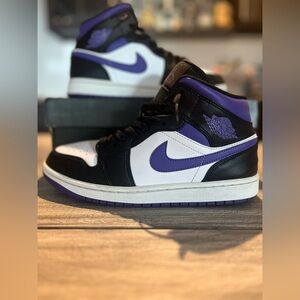Nike Air Jordan 1 ‘Dark Iris’ Sz US 8M